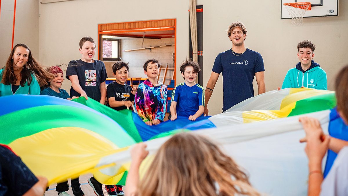 Accessibility CHAMPIONS, Noè Ponti zurück in der Schule: Ein Champion inspiriert die nächste Generation